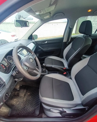 Skoda Fabia cena 19000 przebieg: 233653, rok produkcji 2016 z Nowe małe 121